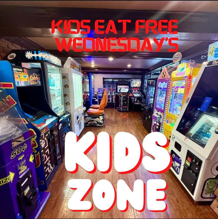 👶🍽️ **Wednesdays are for Kids!** 🍽️👶