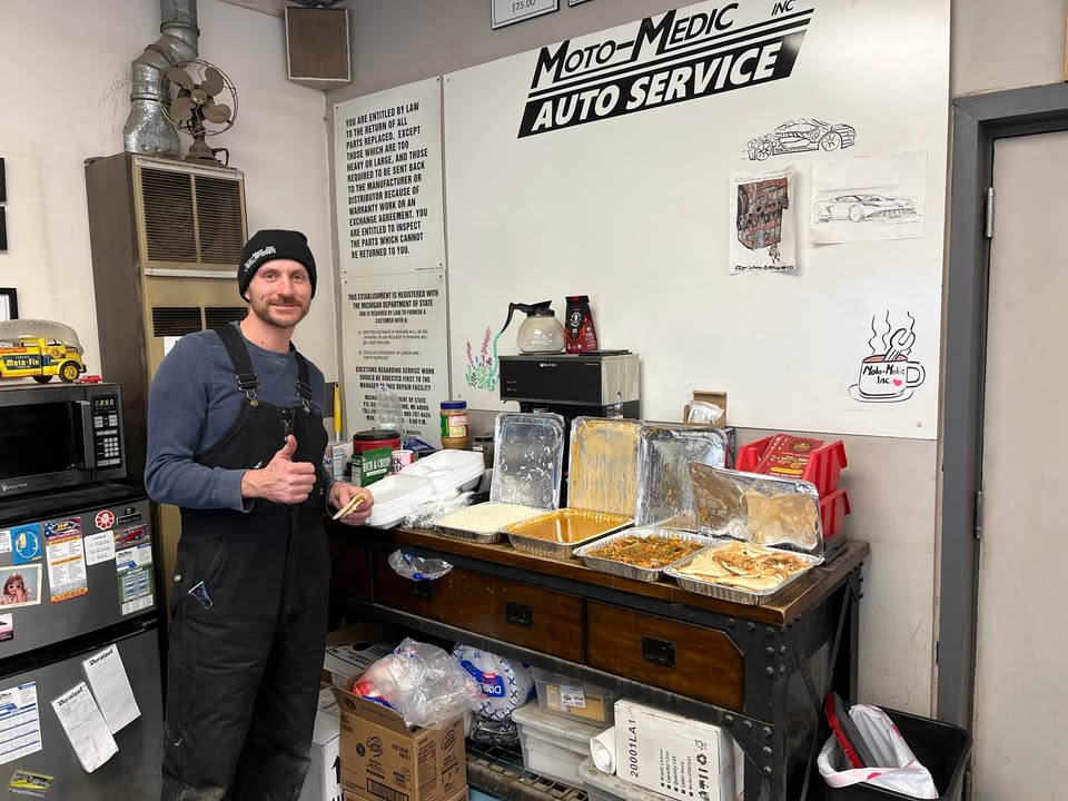 Indian Heaven was so happy to partner with Moto Medic Auto Service and treat their team to a FREE lunch!